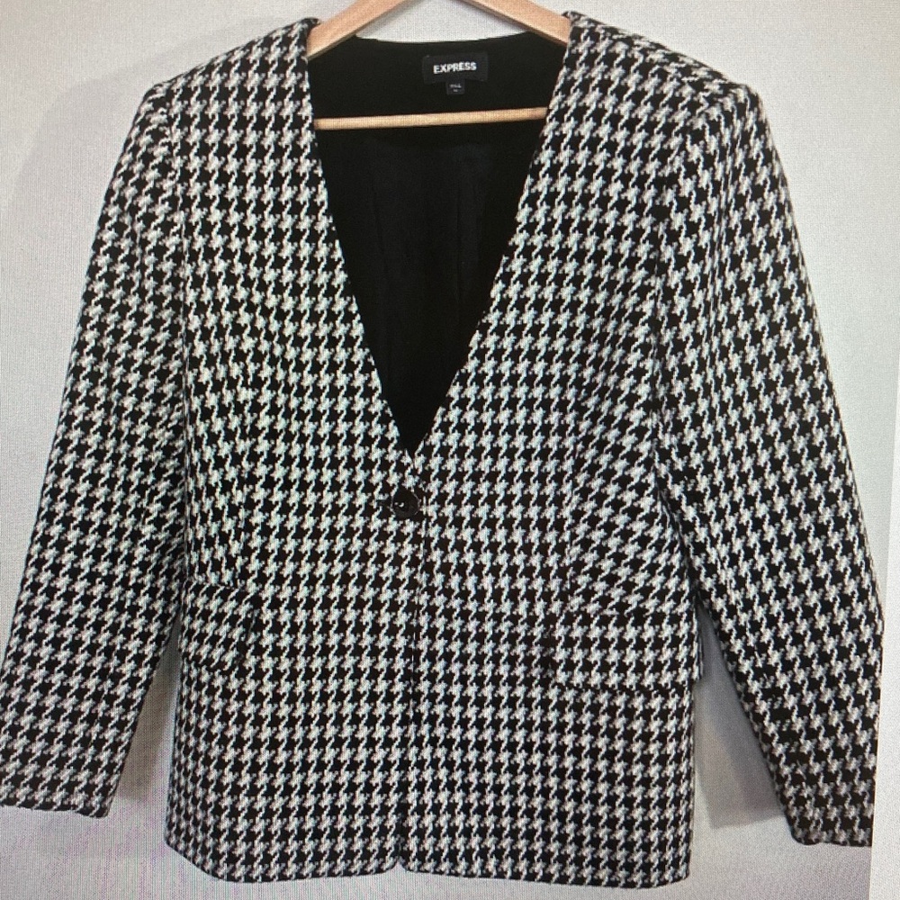 Express Black and White Houndstooth Single-Button Blazer